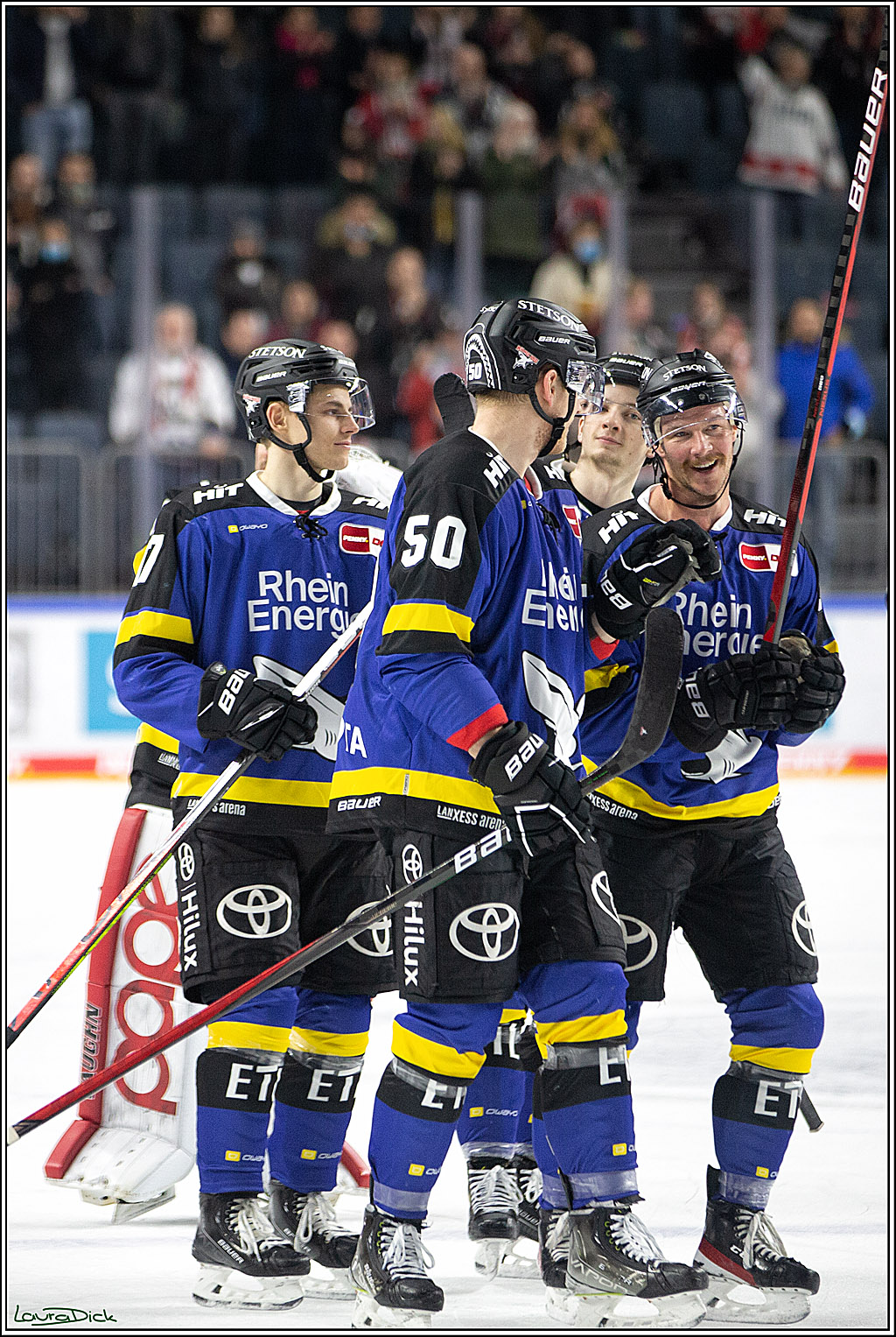 PENNY DEL; Koelner Haie- Fishtown Pinguins Bremerhaven; Koeln, 25.11.2021